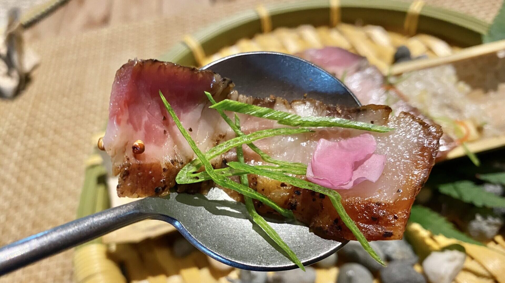 泰雅山豬肉竹筒飯